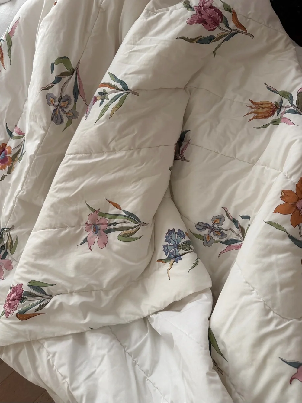 Matex 90’s Vintage floral White Bedspread w/ pillowcases